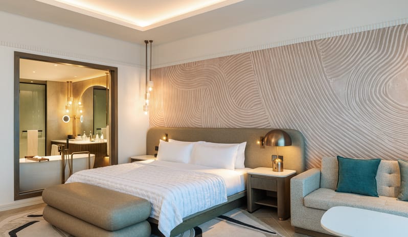 King Room with Bathroom - Le Meridien Al Aqah